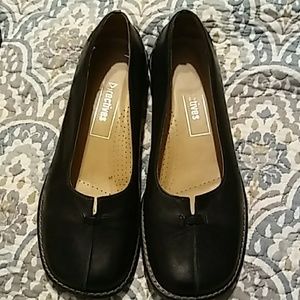 Leather flats made in Brazil